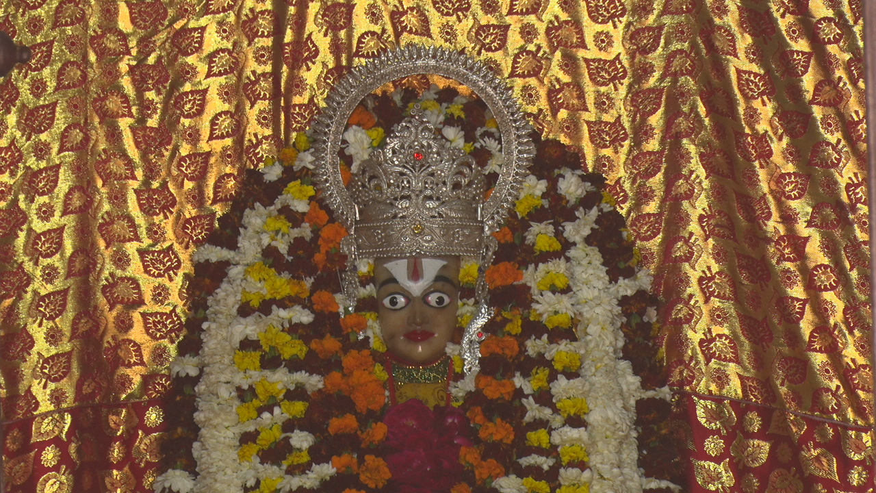 अयोध्या सूर्य मंदिर में विराजमान भगवान सूर्य.