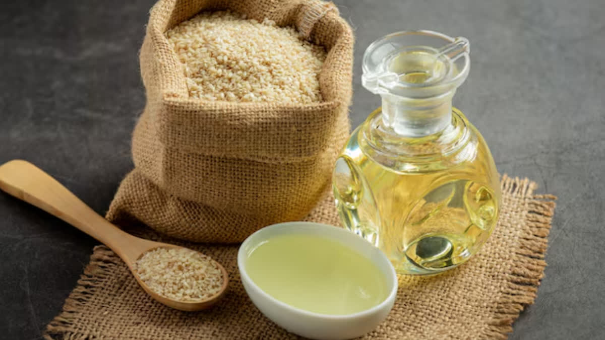 Learn how sesame oil helps in reducing weight from nutritionist