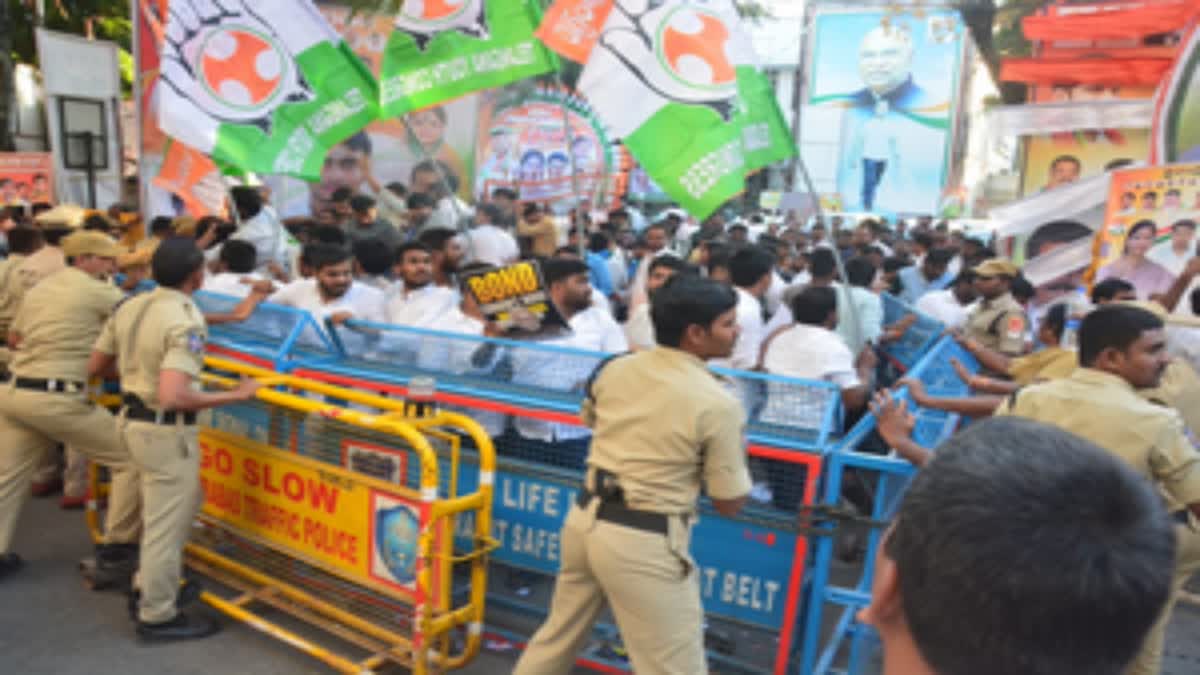 Gujarat Congress protests