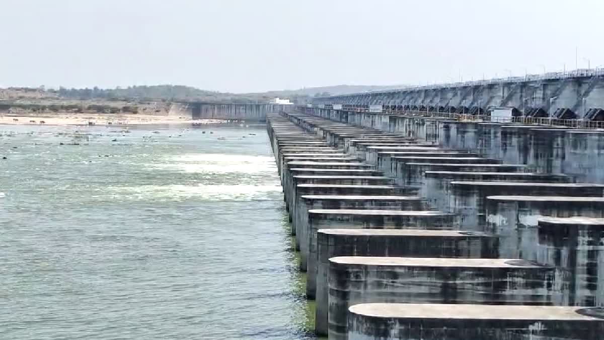 Annaram Saraswati Barrage Leakage