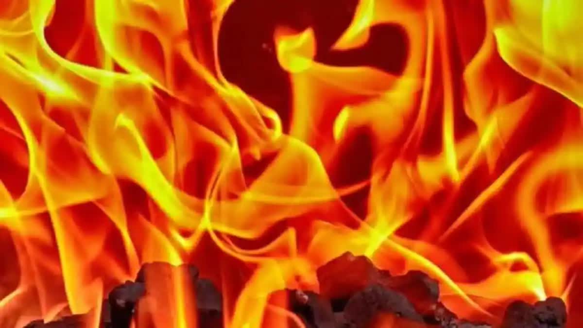 father-kills-3-children-by-burning-alive-in-katihar