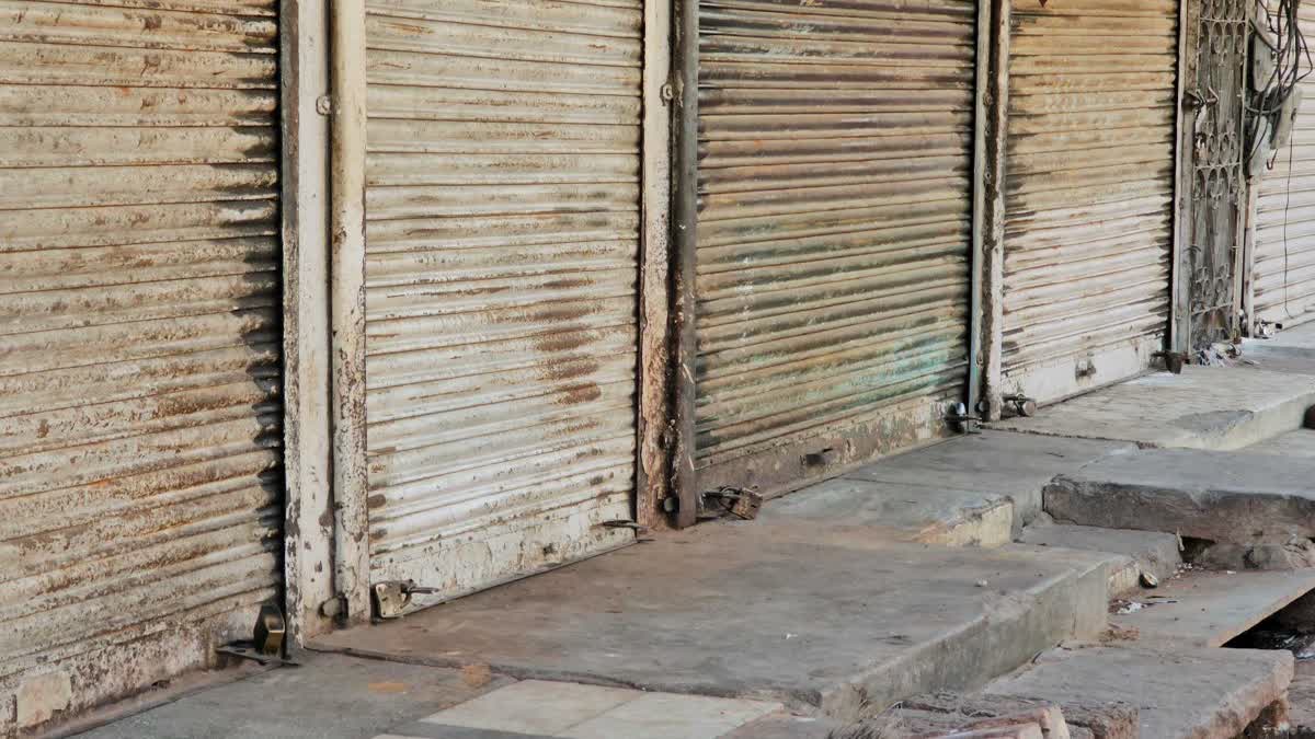 MARKETS CLOSED IN BARMER,  PROTEST AGAINST FELLING OF TREES