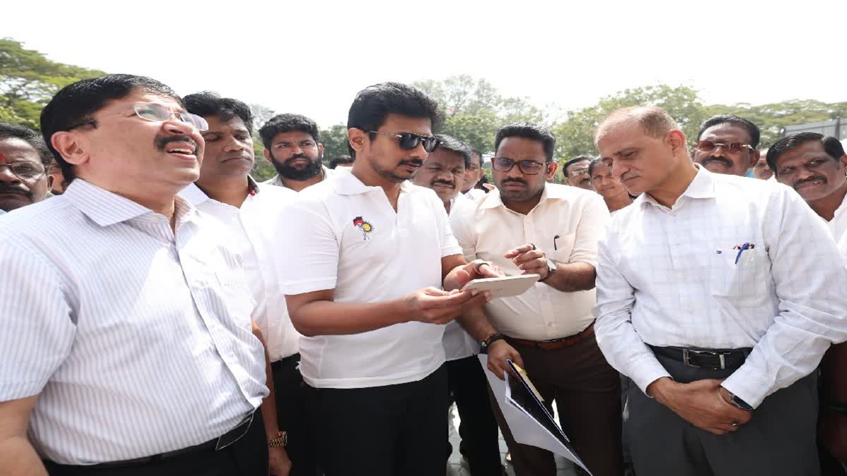 பாக்சிங் அகாடமி கட்டுமான பணியைப் பார்வையிட்ட துணை முதல்வர் உதயநிதி ஸ்டாலின்