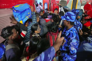 Day After Stampede New Delhi Railway Station Remains Overcrowded