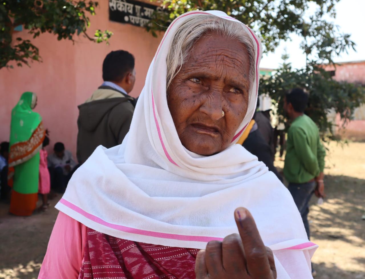 Pahari Korvas take part in Panchayat