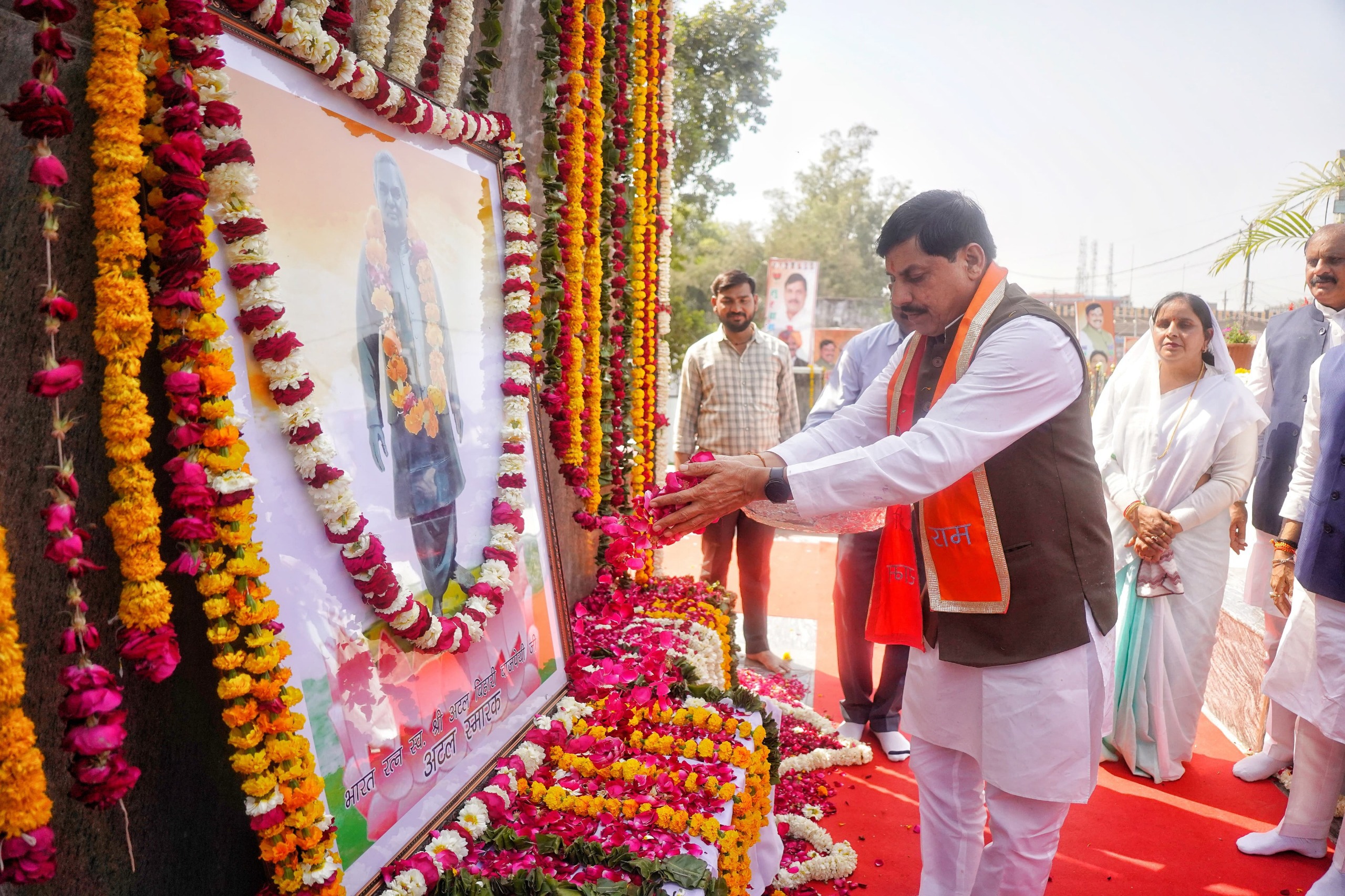 Atal Bihari Vajpayee Unveiling statue