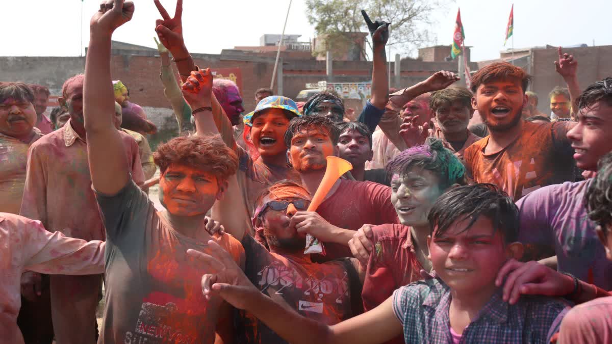 Holi Colors Affects Mood