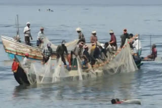 Sri Lankan Navy Apprehends 21 Fishermen, Two Boats Seized