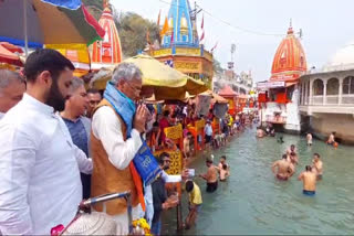 Trivendra Ganga Pujan in Haridwar