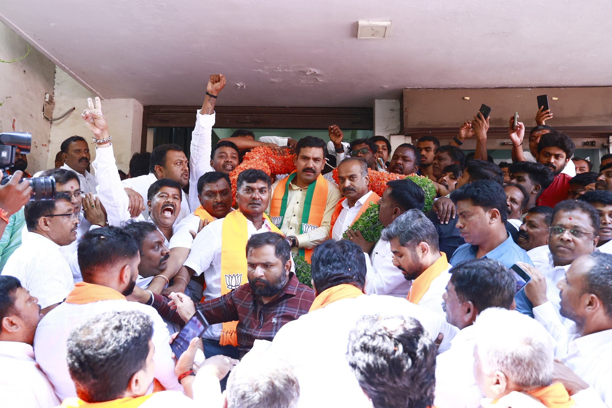 Vijayendra inaugurated BJP office  BJP office in Bangalore  Lok Sabha constituency