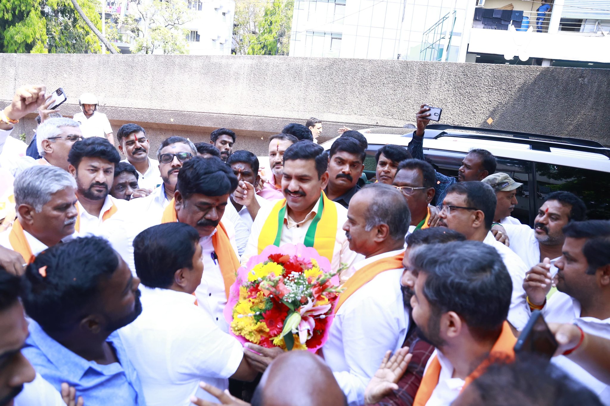 Vijayendra inaugurated BJP office  BJP office in Bangalore  Lok Sabha constituency