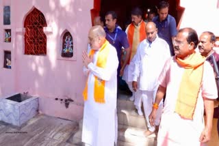 AMIT SHAH WORSHIP RAM MANDIR