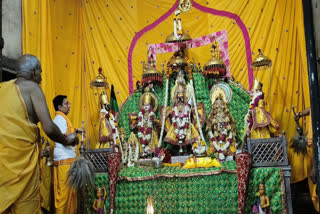 Thakur ji's birth anniversary celebrated in ancient Shri Ramchandra ji temple on Ram Navami in jaipur