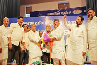 Koppal MP Karadi Sanganna joined Congress on Wednesday at a function in Bengaluru