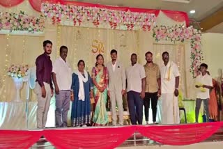 inter-caste-marriage-through-mantra-mangalya-in-mysuru