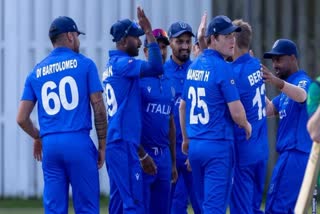 zain naqvi with team