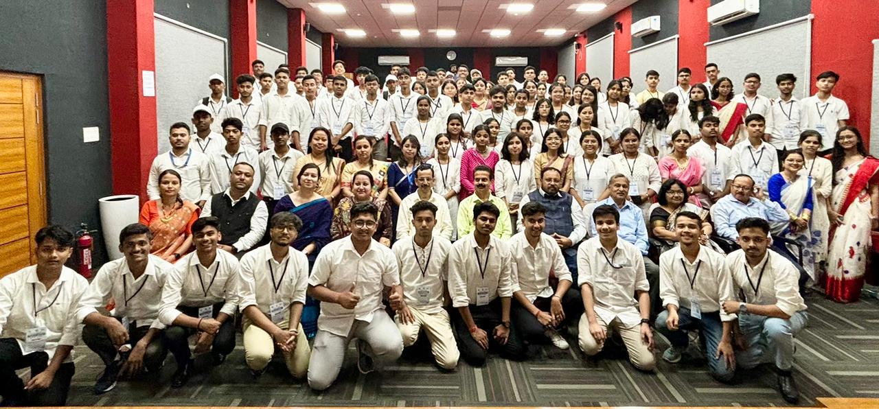 ASSAM STUDENTS VISITS BENGALURU