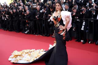 Cannes 2024: Aishwarya Rai Bachchan Stuns in Black and Gold Ensemble; Daughter Aaradhya Wins Hearts