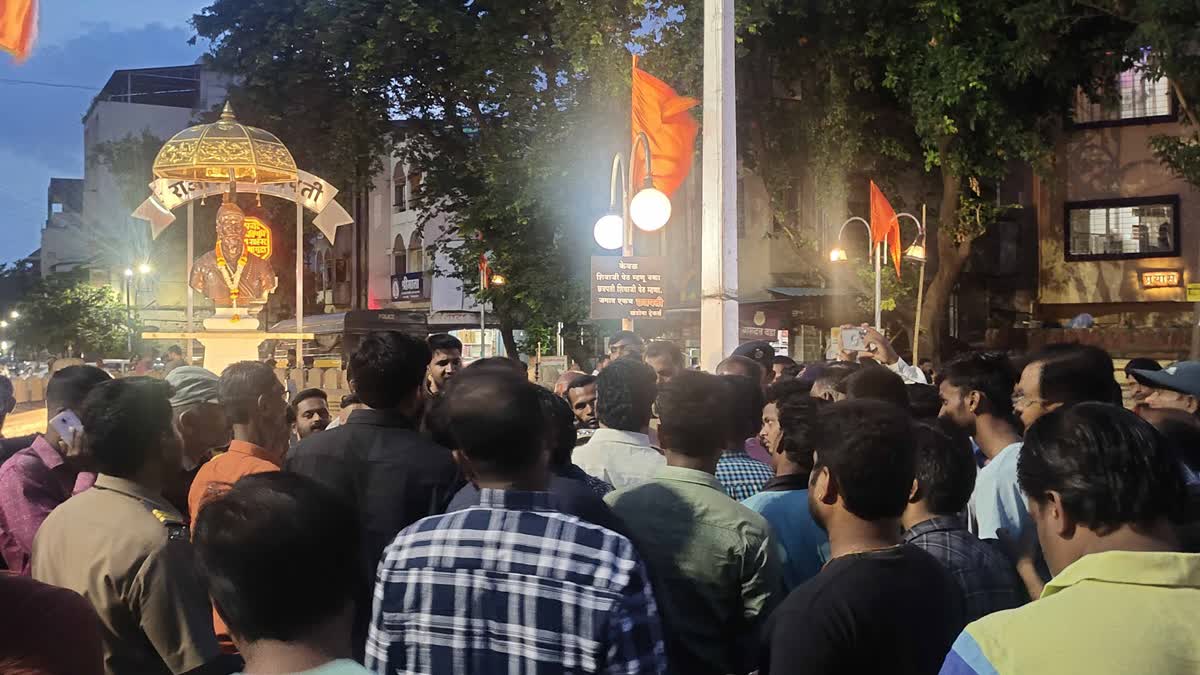 Shiv Sena protest against against woman professor's remarks praising Aurangzeb