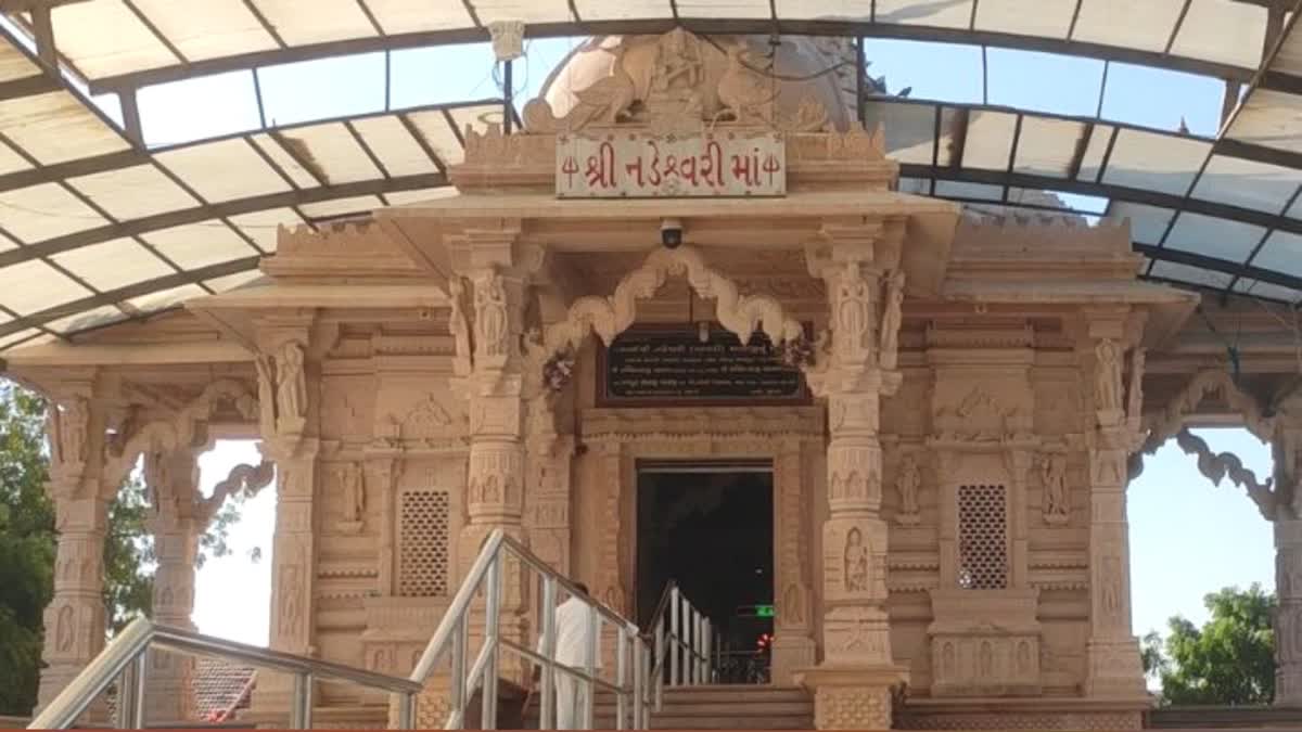 nadeshwari-temple-of-banaskantha-on-india-pakistan-border-closed-for-three-days-due-to-rain