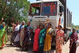 Villagers Protest Against Sand Tranport