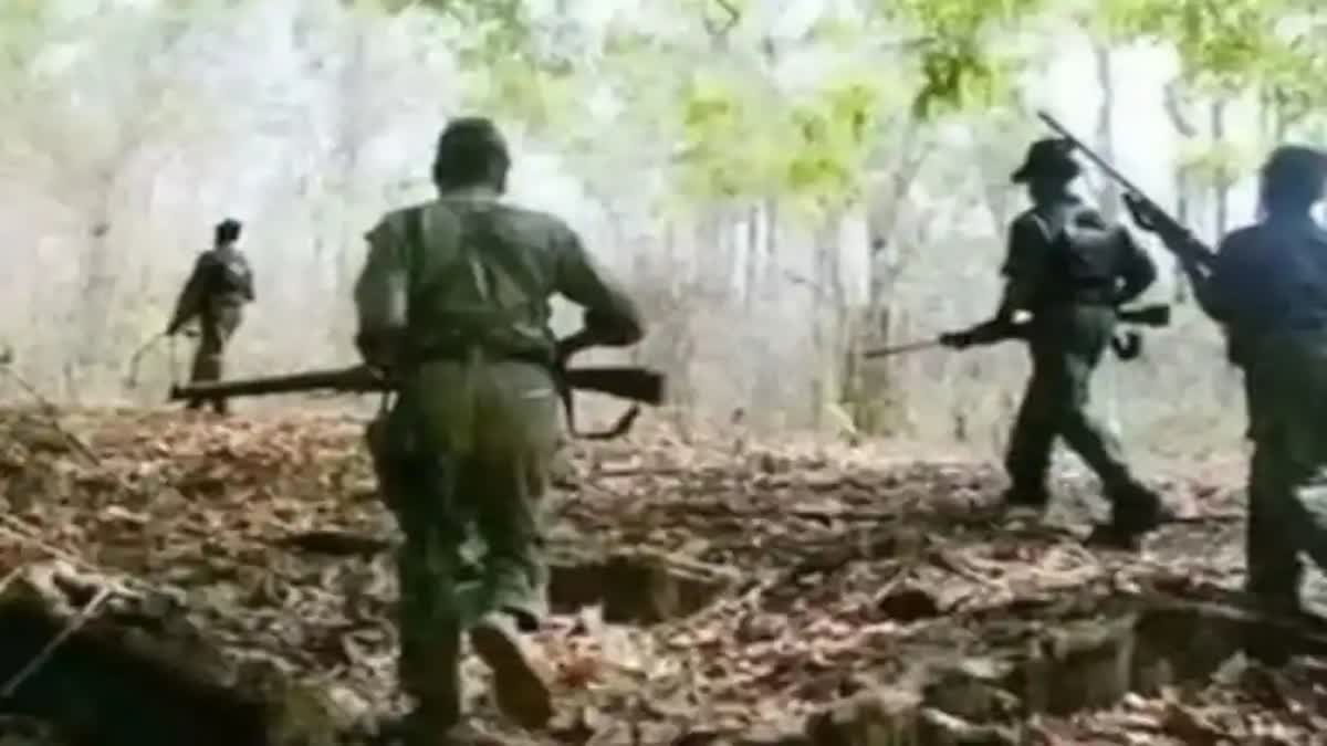 NAXALITES WERE KILLED IN ENCOUNTER  CHAIBASA  FOUR NAXALITES KILLED IN CHAIBASA  Police Naxalite encounter