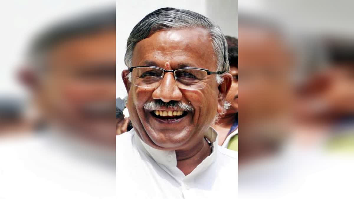 Senior BJP leader and former MLC MB Bhanuprakash from Shimoga district passed away on Saturday at the age of 69.