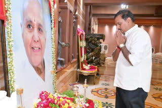 MP Keshineni Chinni Paid Tribute to Ramoji Rao