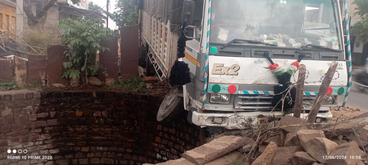 3 road accidents in Shivpuri