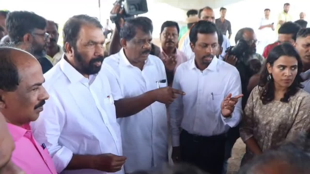 Muthalappozhi ministers meeting  muthalappozhi boat accident  Muthalappozhi Harbor  മുതലപ്പൊഴി  മുതലപ്പൊഴി ഹാര്‍ബര്‍ നിര്‍മാണം  മുതലപ്പൊഴി ഹാര്‍ബര്‍  Ministerial meeting in Muthalappozhi