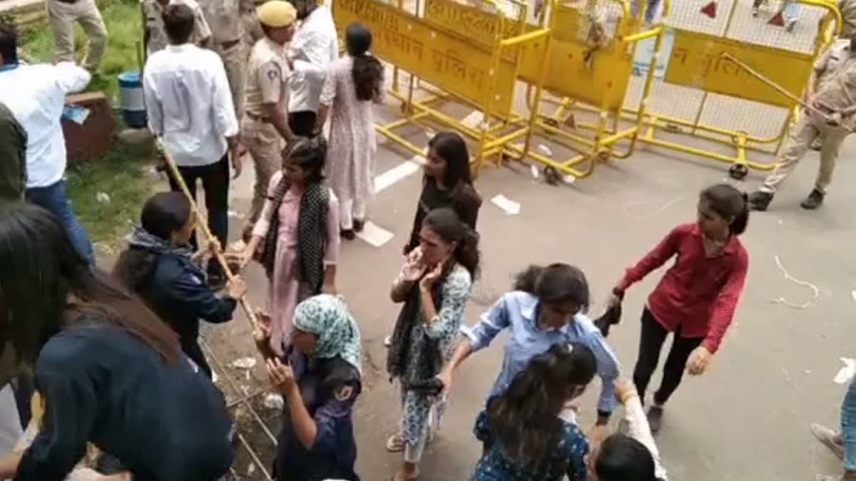 Protest Against Minor Gangraped in Jodhpur