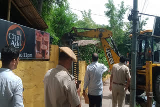 Cafe of history sheeter Anand Shandilya demolished by bulldozer in Jaipur