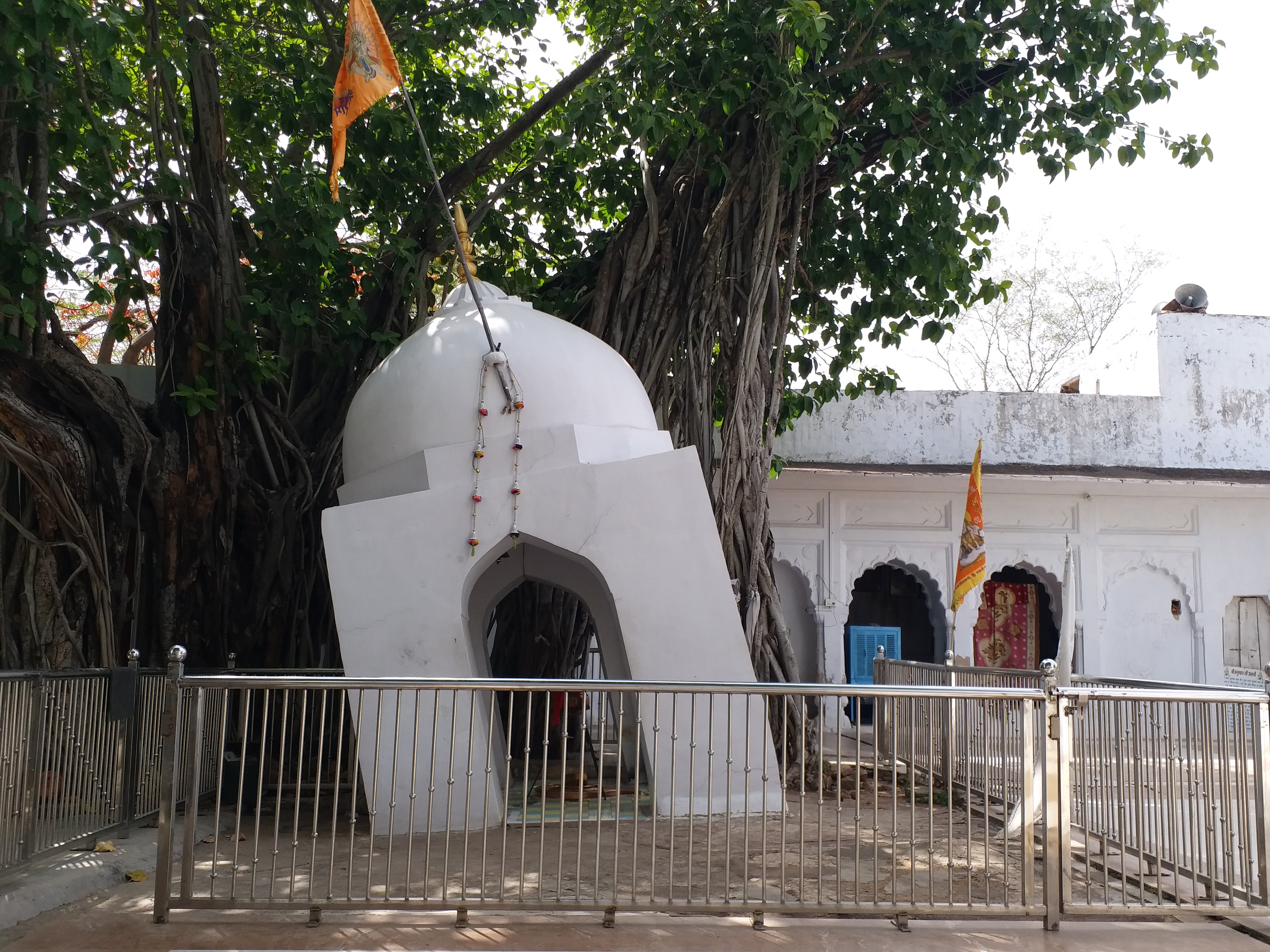 Crooked Shiva Temple in Gwalior