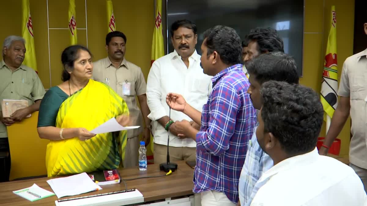 minister_savitha_received_requests