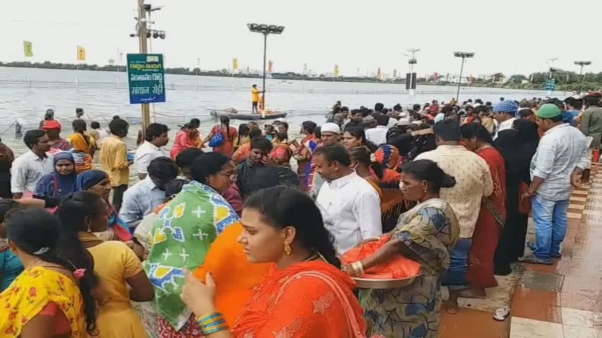 Nellore Bread Fest Bara Shaheed Dargah