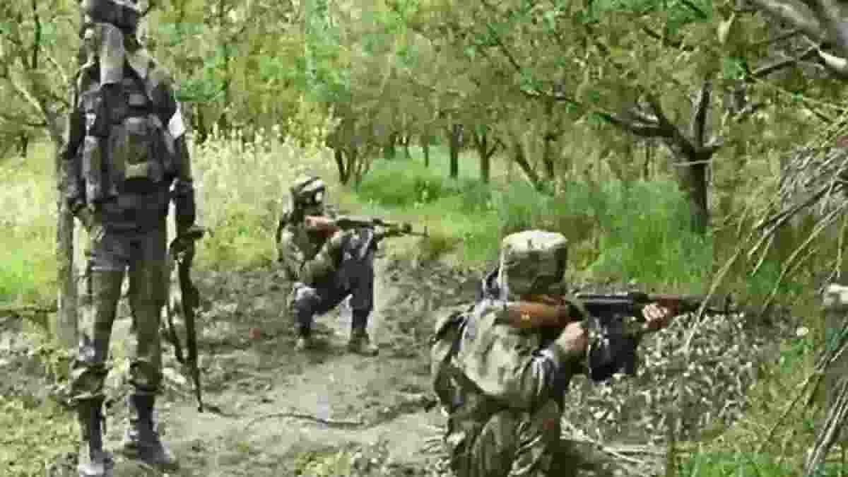 Encounter between Gadchiroli Police and Maoists