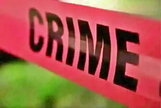 KILLED 22 YEAR OLD IN DELHI  ഡല്‍ഹിയില്‍ 22 കാരനെ കുത്തിക്കൊന്നു  ARRESTED 3 PEOPLE  MURDER IN DELHI