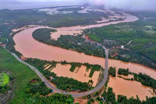 KARWAR  Continued flooding landslides  Uttara Kannada  Ghanashini river