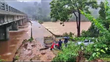 ಹೊರನಾಡು ಸಂಪರ್ಕ ಸೇತುವೆ ಮುಳುಗಡೆ