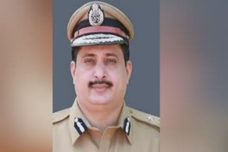 IG Lakshman  crime branch report against IG g Lakshman  Monson Mavunkal antiquities deal case  antiquities fraud case  IG g Lakshman Monson Mavunkal antiquities case  ക്രൈംബ്രാഞ്ച്  പുരാവസ്‌തു ഇടപാടിലെ സാമ്പത്തിക തട്ടിപ്പ്  IG Lakshman Crime Branch Report  ഐ ജി ജി ലക്ഷ്‌മൺ  ജി ലക്ഷ്‌മൺ മുഖ്യ ആസൂത്രകൻ  ഐ ജി ജി ലക്ഷ്‌മൺ