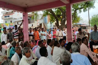 Villagers of Karhibhadar village set up Janchoupal