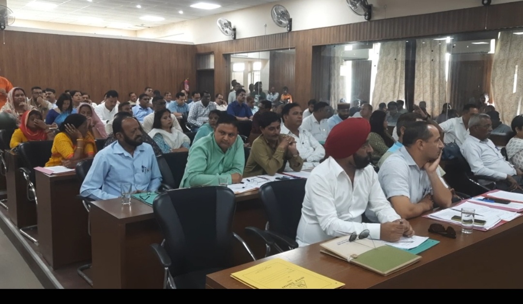 Dehradun Municipal Corporation board meeting