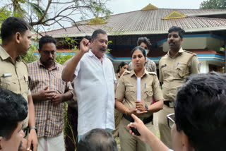 KASARAGOD BALAL PANCHAYAT  VIGILANCE RAID  BALAL PANCHAYAT PRESIDENT  വിജിലൻസ് പരിശോധന