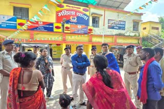 giridih-sp-reached-mahila-police-station