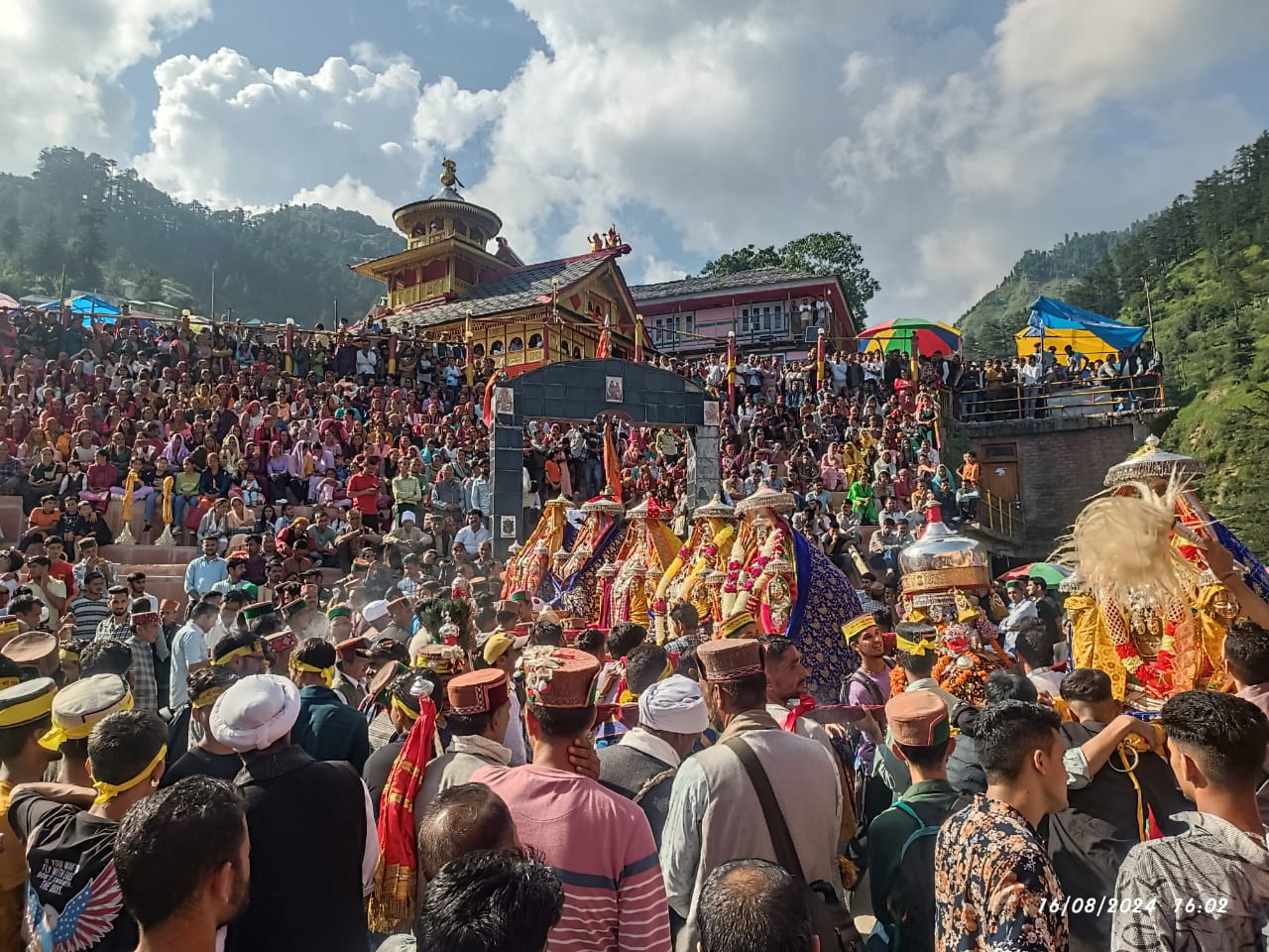 Dev Magru Mahadev Mela in Chhatri of Seraj