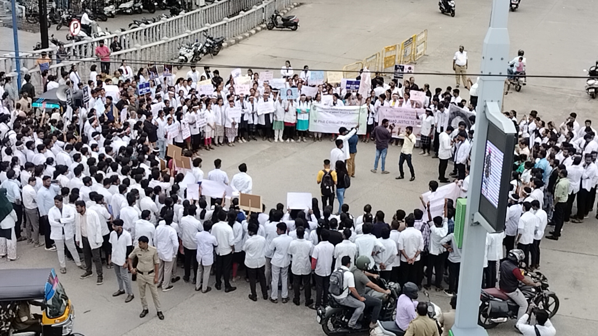 ಶಿವಮೊಗ್ಗದಲ್ಲಿ ವೈದ್ಯರ ಪ್ರತಿಭಟನೆ