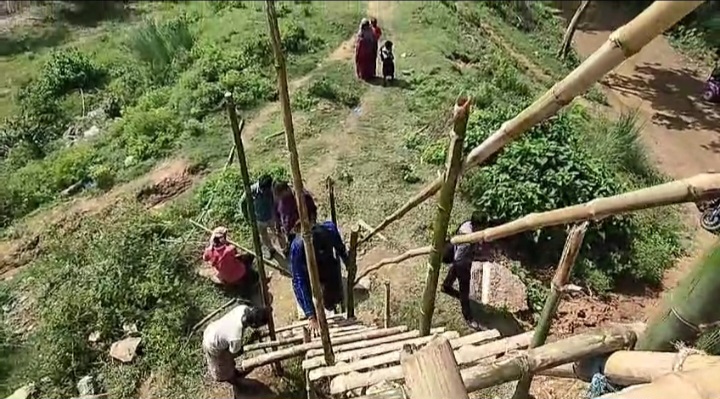 Bamboo Ladder in Kanksa