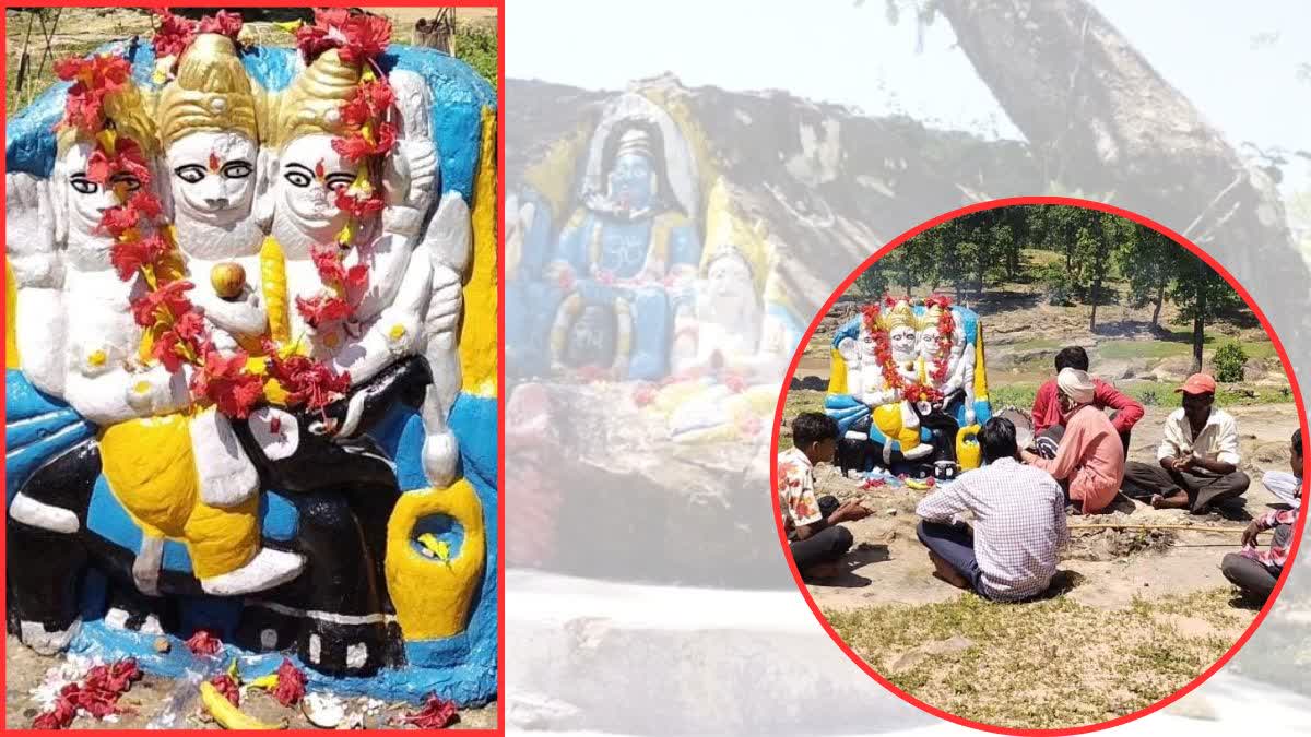 Lord Vishwakarma sitting on banks of Patle river