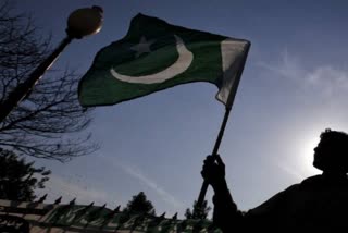 People in Turbat hold protest against ban on trade activities at Pakistan Iran border