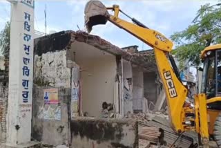 Encroachment removed in Nanakmatta Nagar Panchayat